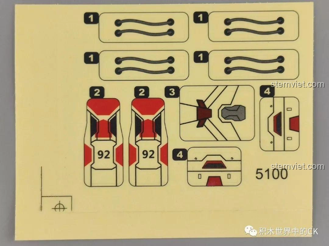 Tấm decal trong suốt với các chi tiết số 92 và biểu tượng mạng nhện cho bộ Winner 5100 Robot Kẻ Cướp Bóc.