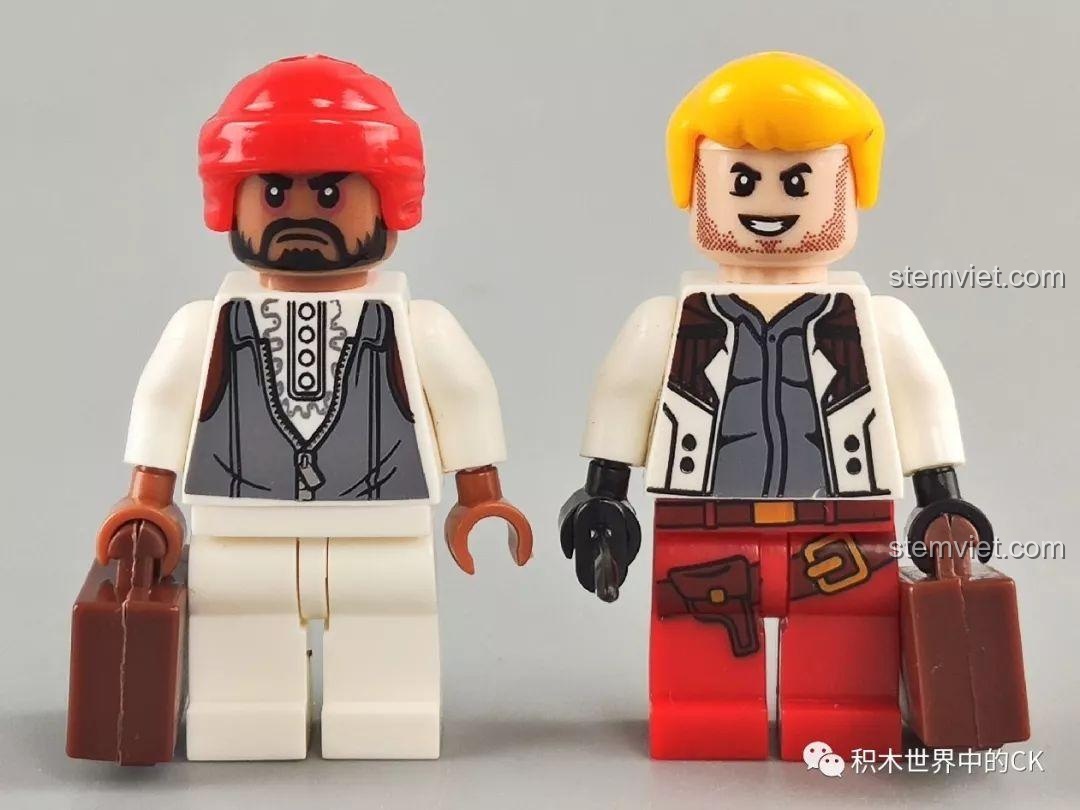 Hai minifigures còn lại của bộ lắp ráp Winner 5105 Căn Cứ Dầu Mỏ, với trang phục và phụ kiện độc đáo, hoàn thiện bộ sưu tập nhân vật.