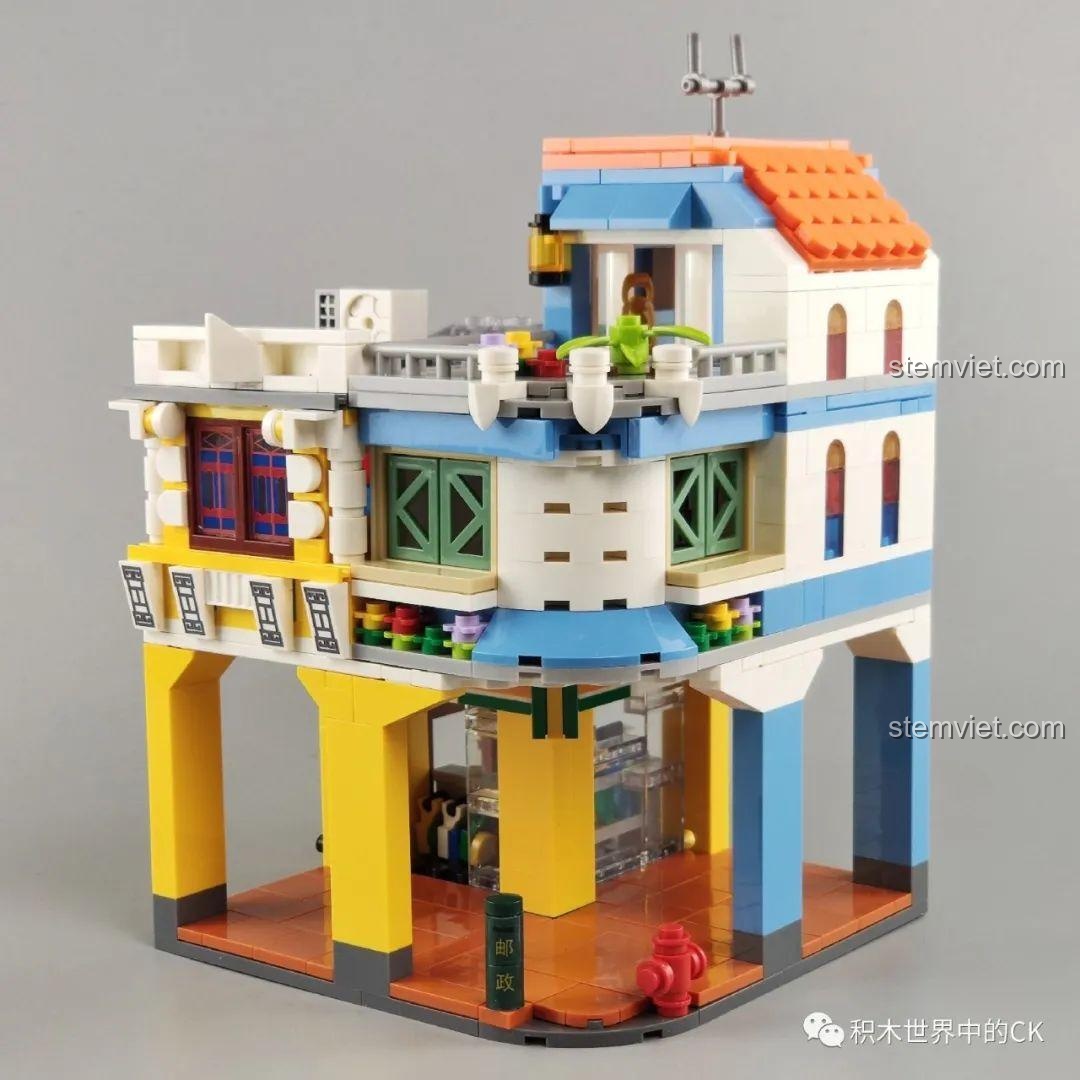 Chi tiết mặt tiền bộ lắp ghép WOMA C0339 Khu Phố Cổ Qilou, bộ lắp ghép Khu Phố Cổ Qilou, kiến trúc độc đáo.