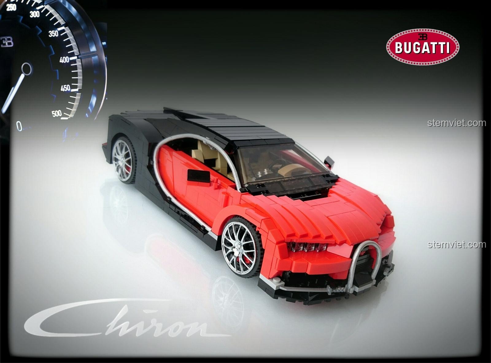 Ảnh quảng cáo bộ lắp ráp Hypercar Bugatti Chiron Xingbao, với đồng hồ tốc độ và logo Bugatti, thể hiện đẳng cấp của xe.