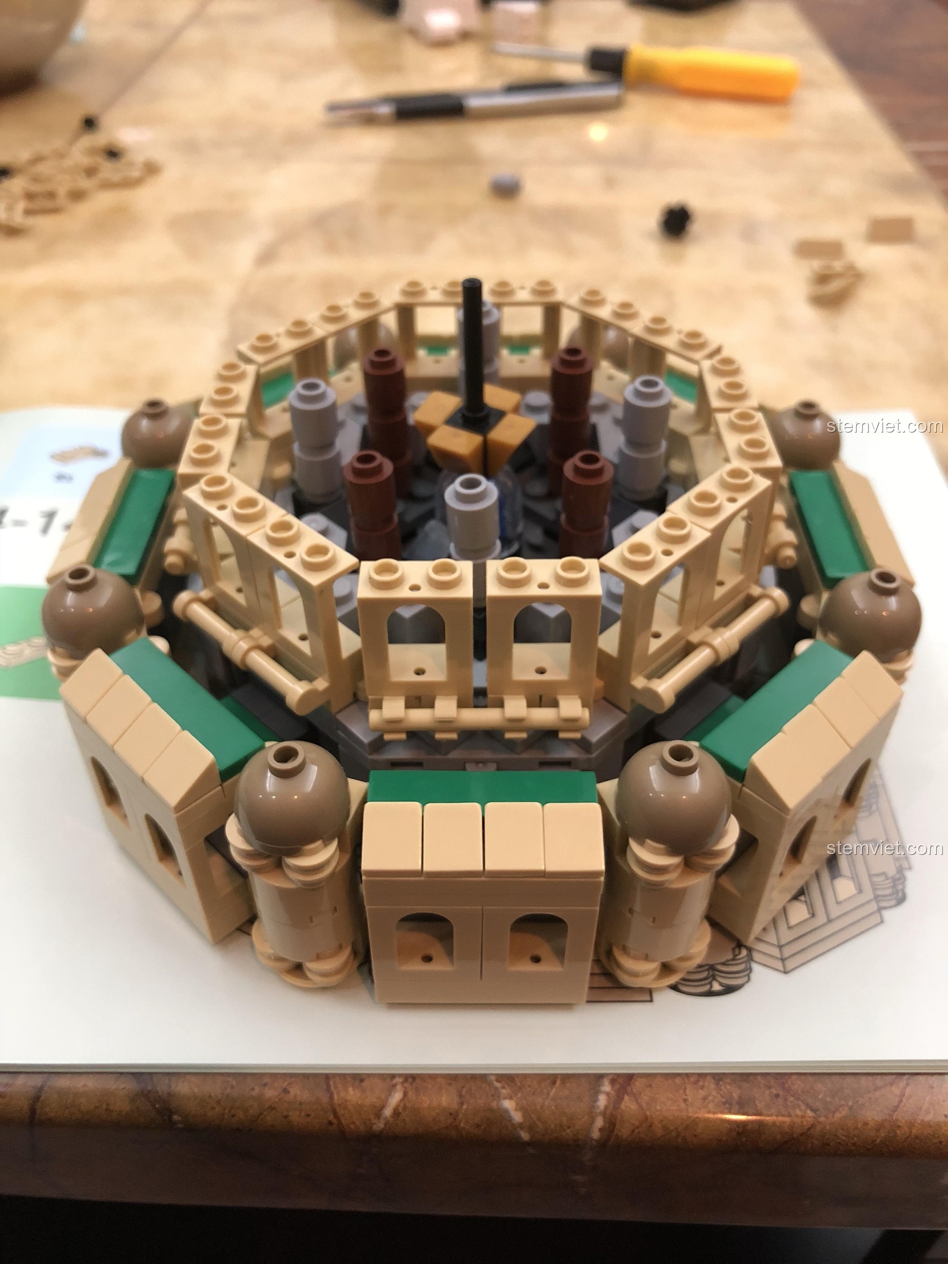 Mô hình hoàn thiện của bộ lắp ghép Xingbao XB-05001.