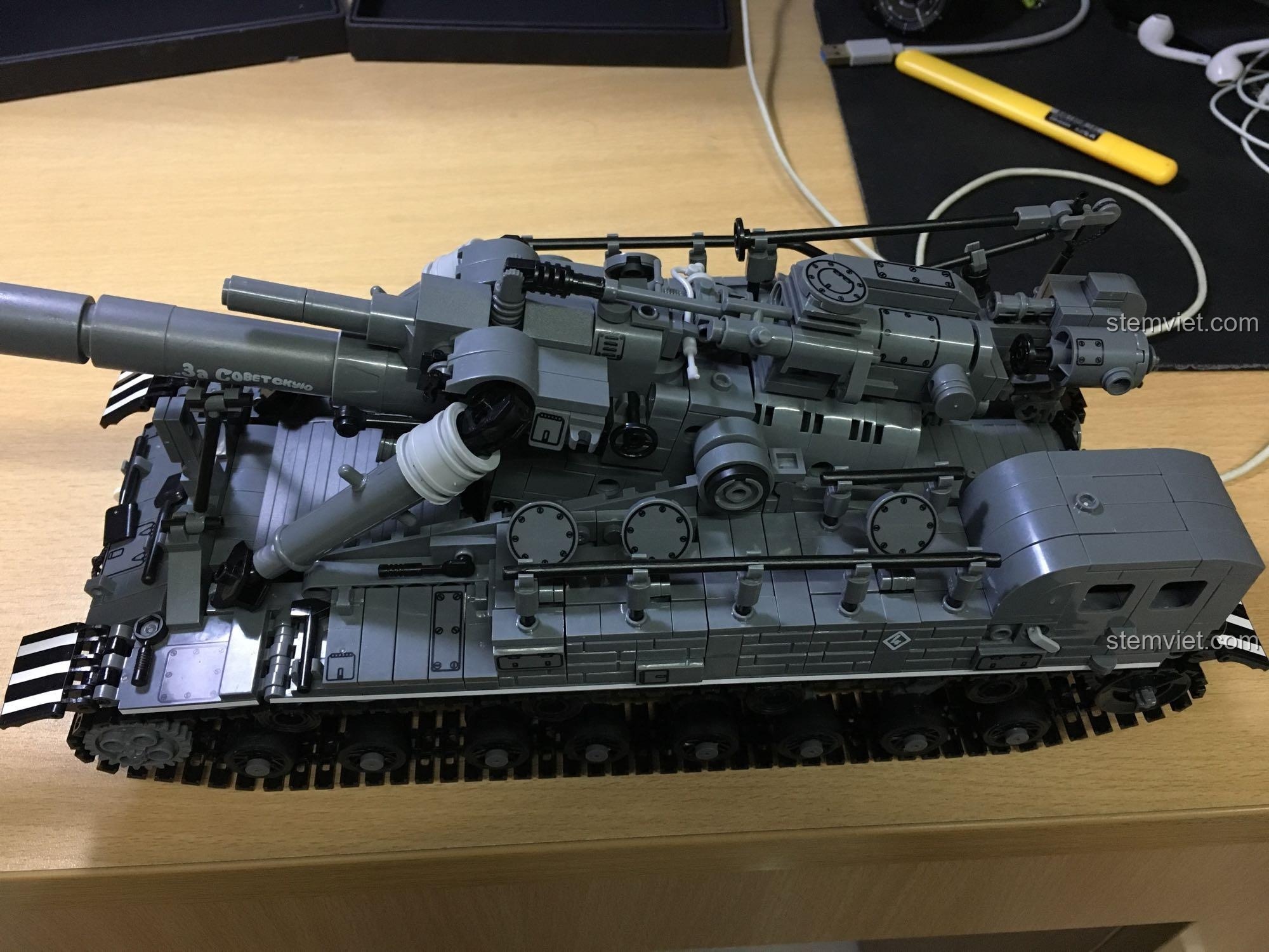 Mô hình pháo tự hành T-92 XINGBAO XB-06001 hoàn thiện, sẵn sàng để trưng bày.