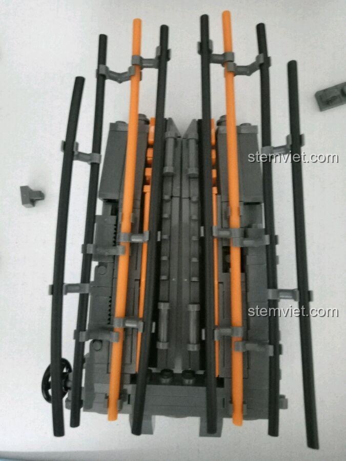 Cận cảnh tháp pháo phụ của mô hình xe tăng XINGBAO.