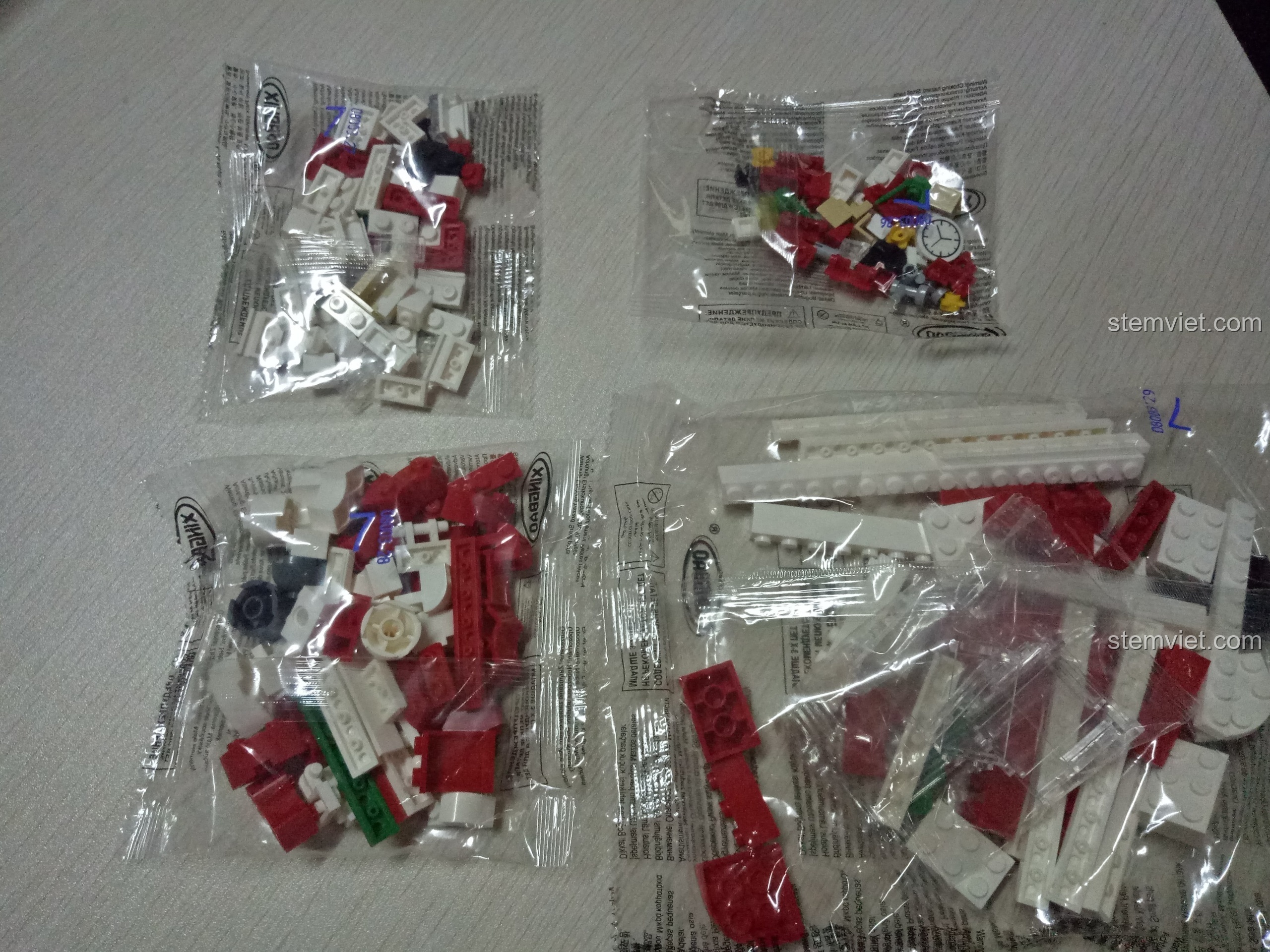 Sơ đồ hướng dẫn lắp ráp tường, cửa sổ và các chi tiết trang trí bên trong nhà moóc.