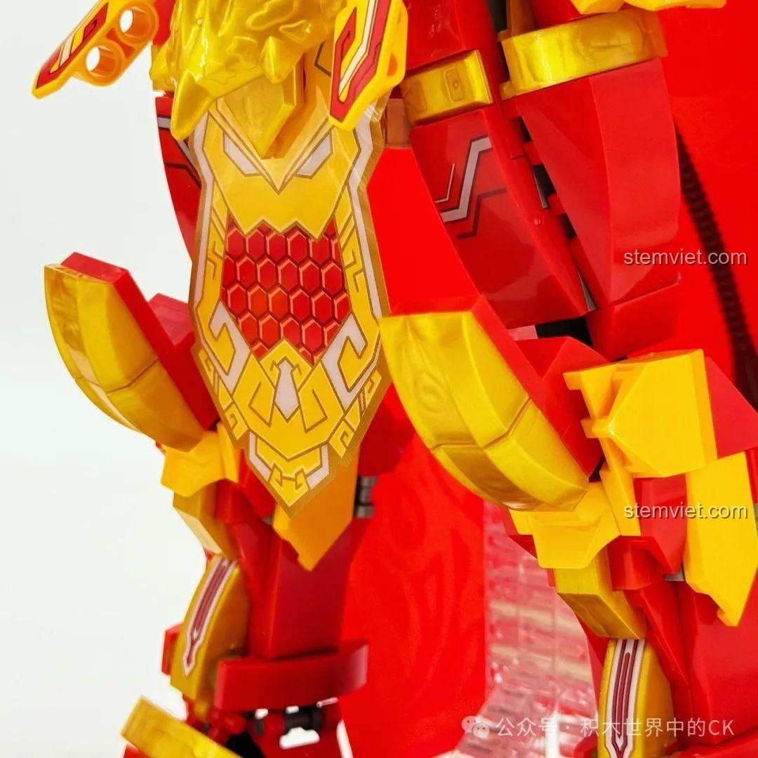 Phần đỉnh của vũ khí Như Ý Kim Cô Bổng của mô hình Mỹ Hầu Vương Cơ Giáp Tề Thiên Đại Thánh ZHEGAO GZ2027. Đồ chơi mô hình Mỹ Hầu Vương Cơ Giáp cho con trai 6 tuổi.