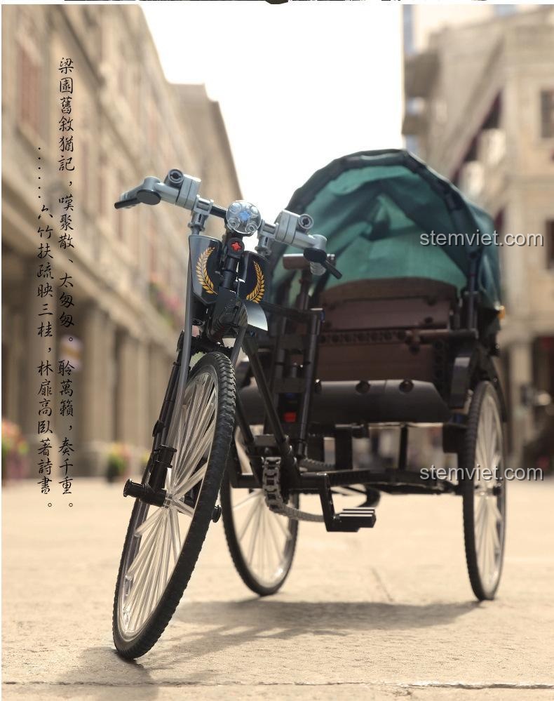 Chi tiết ghế ngồi và mui xe của bộ xếp hình AchKo 50015.