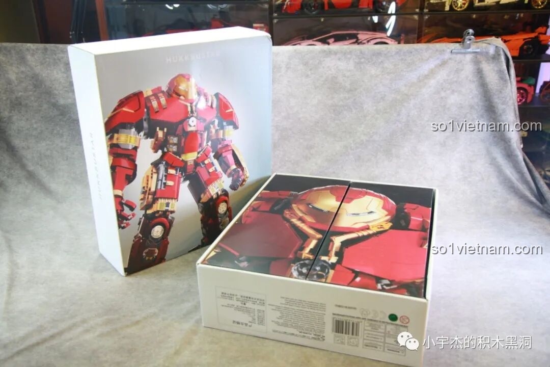 Góc nhìn tổng thể bao bì KBOX V5004 Hulkbuster MK44, thể hiện sự sang trọng và kích thước lớn.