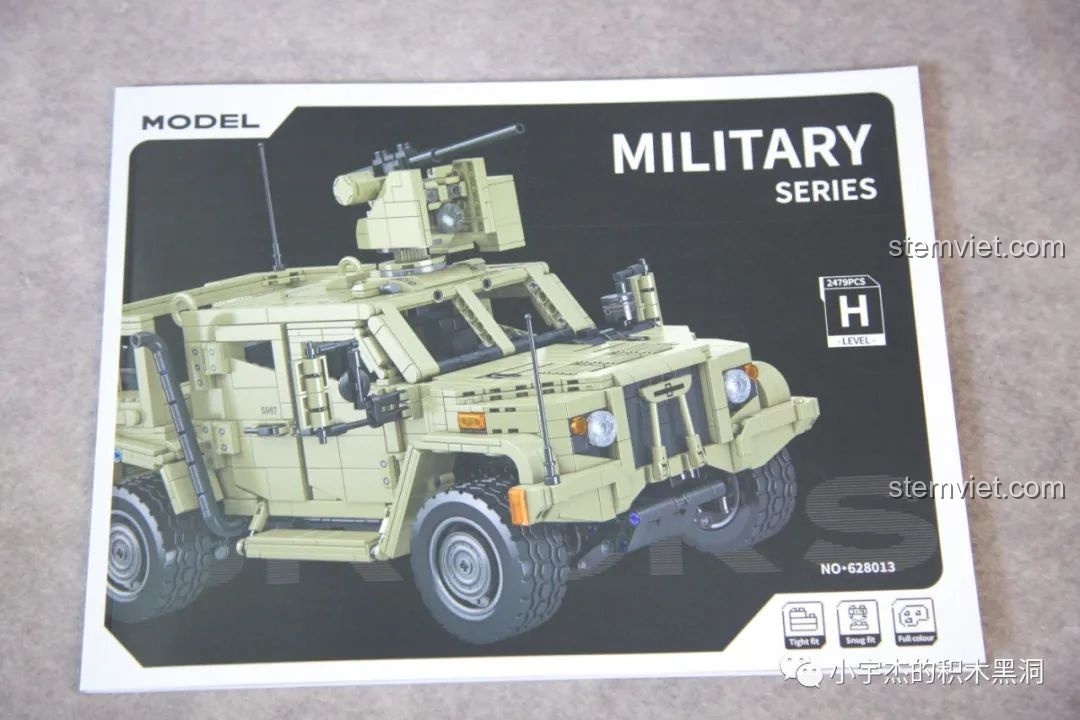 Bìa sách hướng dẫn lắp ráp của bộ Panlos Brick 628013 với chất liệu giấy nhám cao cấp.