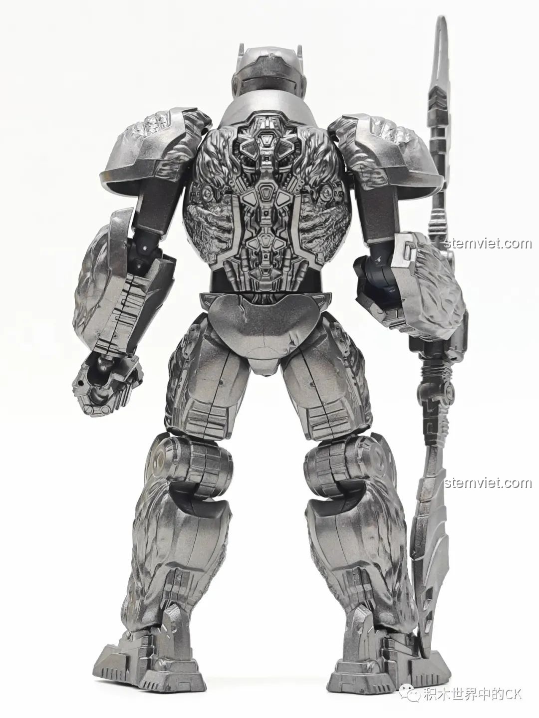 Góc nhìn từ phía sau và hơi nghiêng của mô hình BLOKEES 71145 Optimus Primal Đội Trưởng Tinh Tinh, thể hiện độ hoàn thiện.