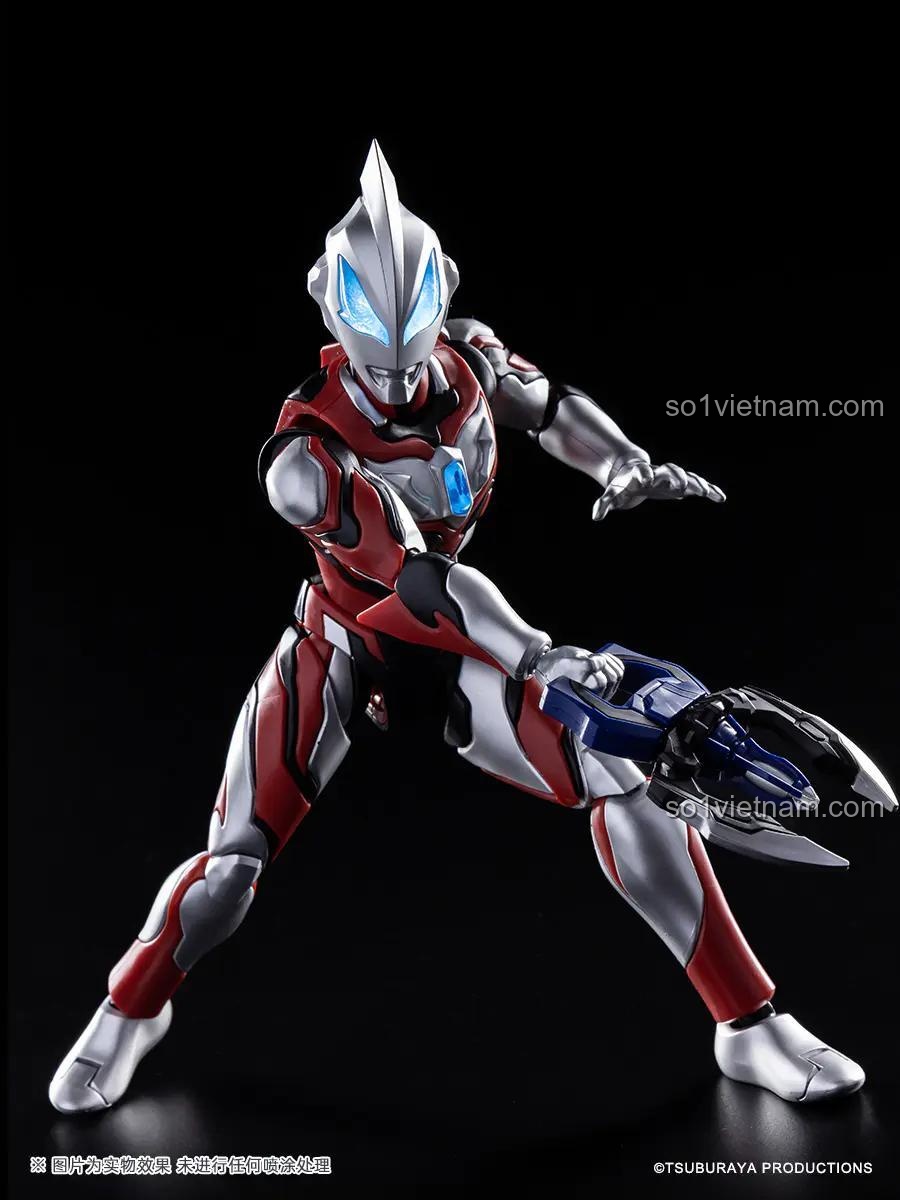 Mô hình Ultraman Geed Action Edition của Blokees cầm vũ khí
