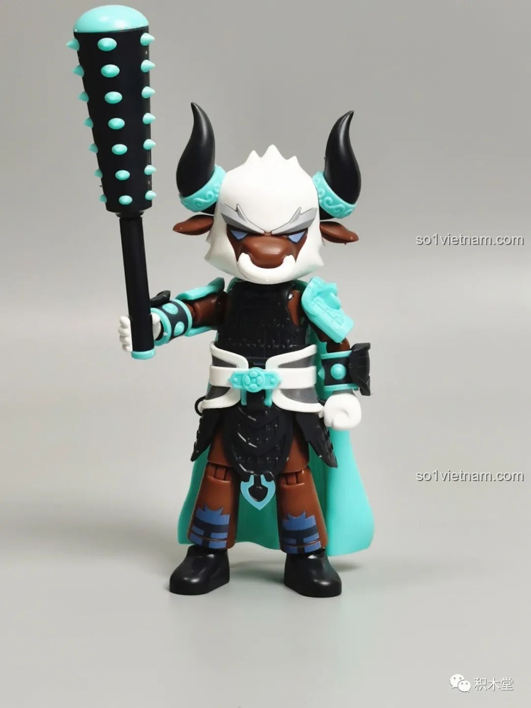 Nezha Chiến Đấu tạo dáng