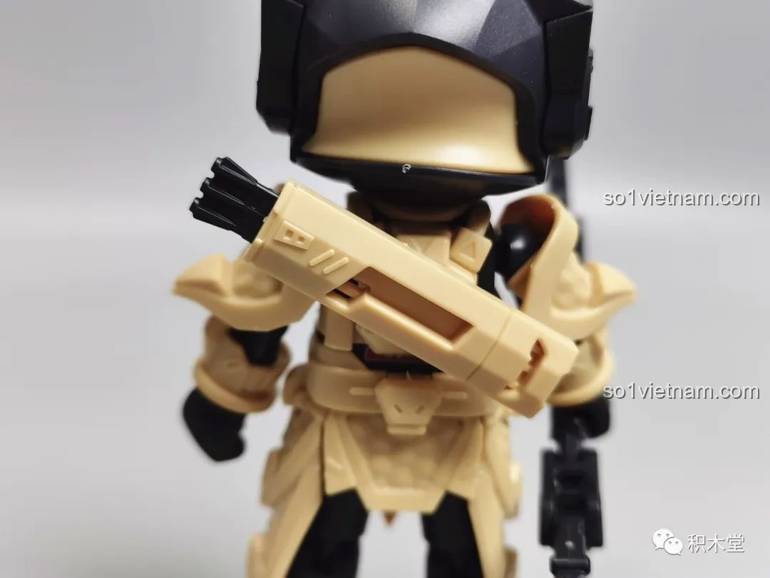 Nezha Chiến Đấu và hộp sản phẩm