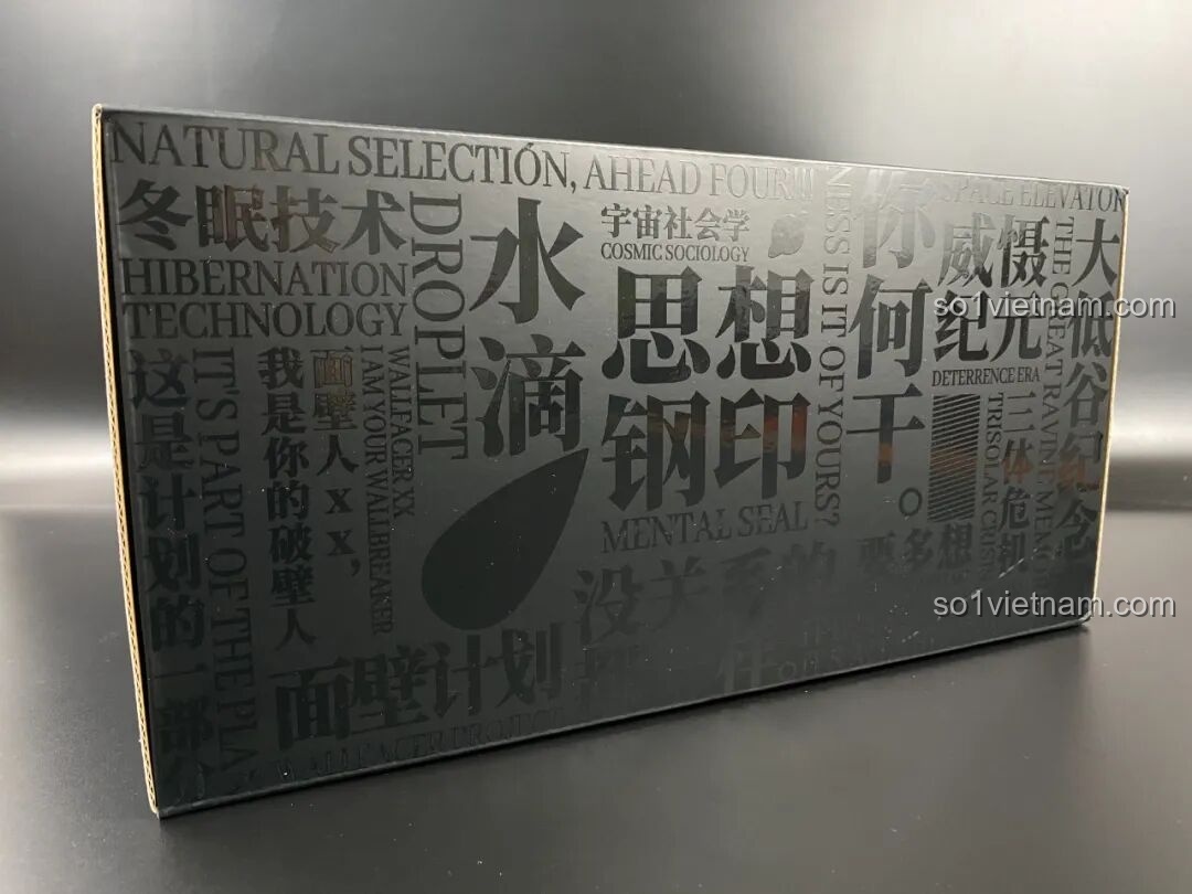 Cạnh hộp sản phẩm BLOKEES Tam Thể: Giọt Nước - Trận Chiến Tận Thế với các từ khóa liên quan đến Tam Thể