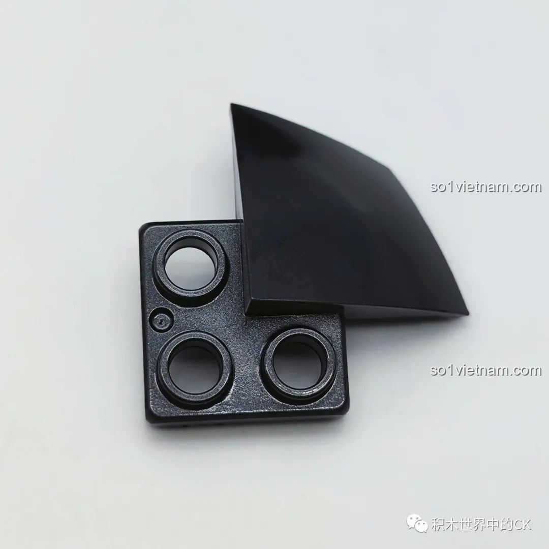 Chi tiết phần lõi động cơ của mô hình BLOKEES Tam Thể: Giọt Nước - Trận Chiến Tận Thế