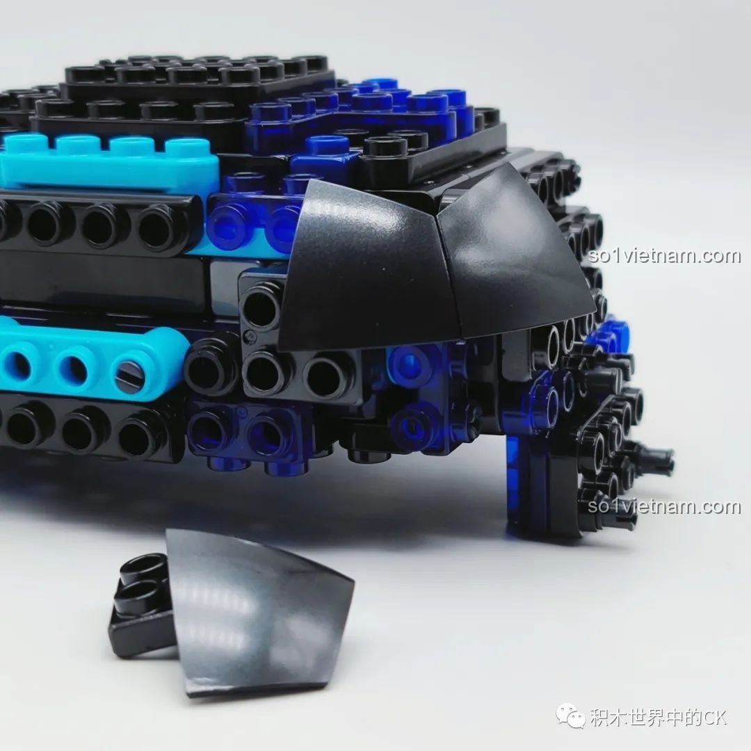 Lắp ráp phần cánh quạt của mô hình BLOKEES Tam Thể: Giọt Nước - Trận Chiến Tận Thế