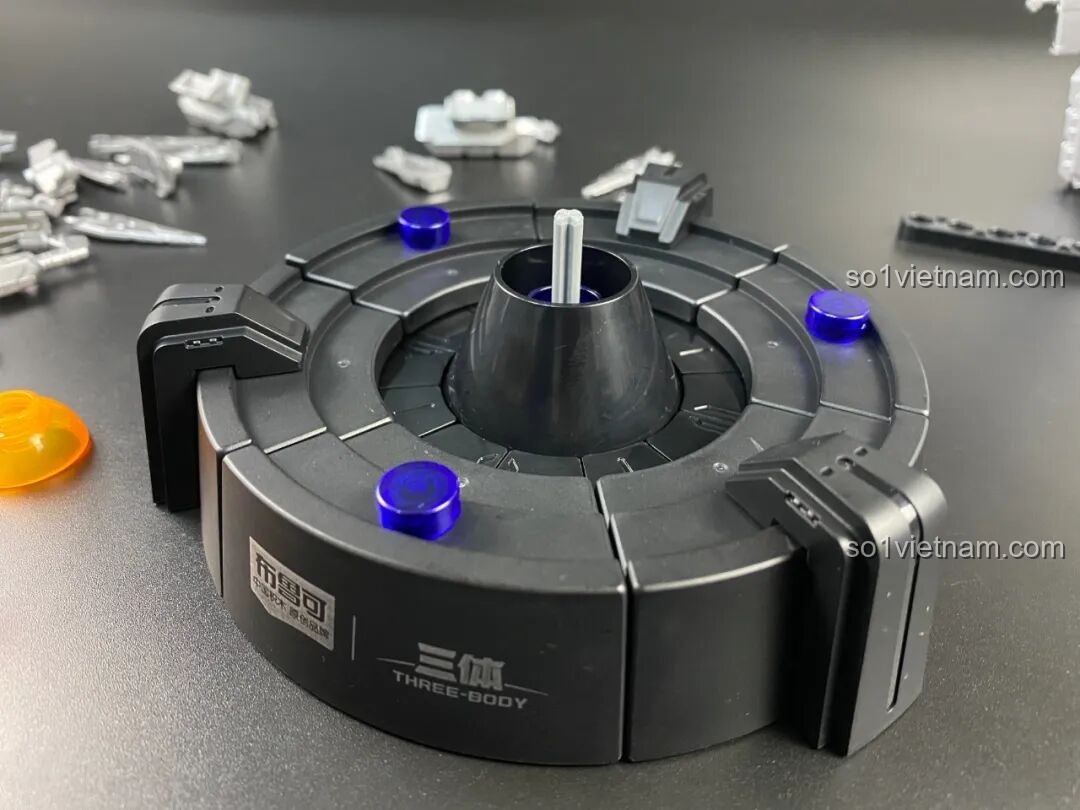 Khung Giọt Nước với các chi tiết bên trong