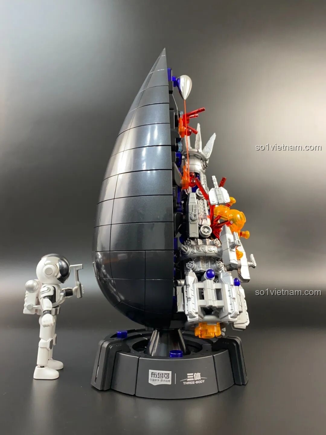 Các mảnh ghép của tàu chiến Bắc Mỹ