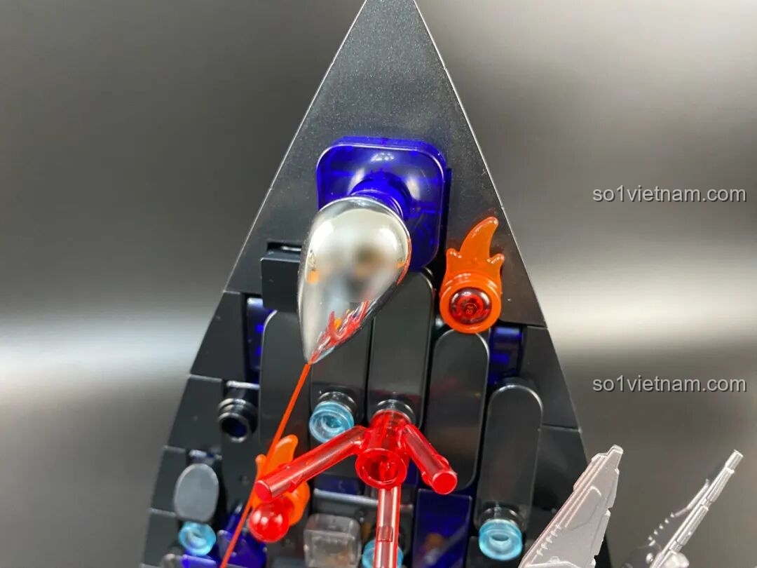 Các mảnh ghép của tàu chiến Bắc Mỹ