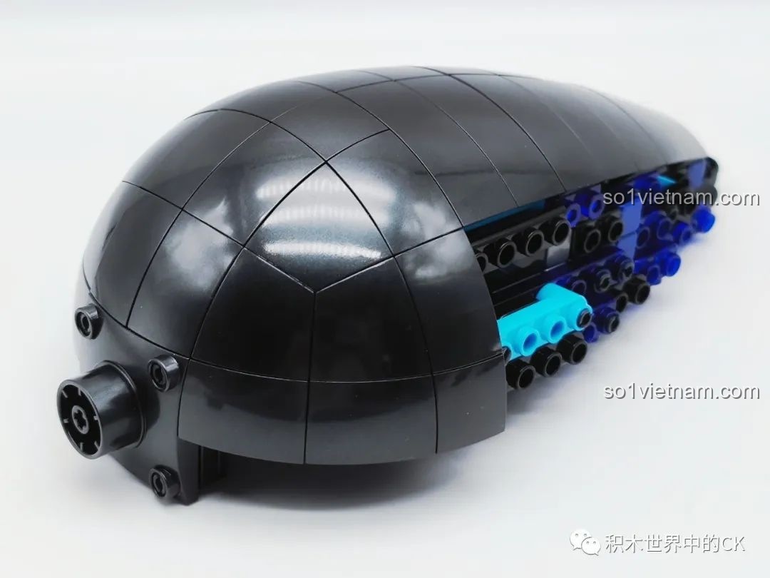 Lắp ráp phần thân tàu chiến Bắc Mỹ của bộ lắp ráp BLOKEES Tam Thể: Giọt Nước - Trận Chiến Tận Thế