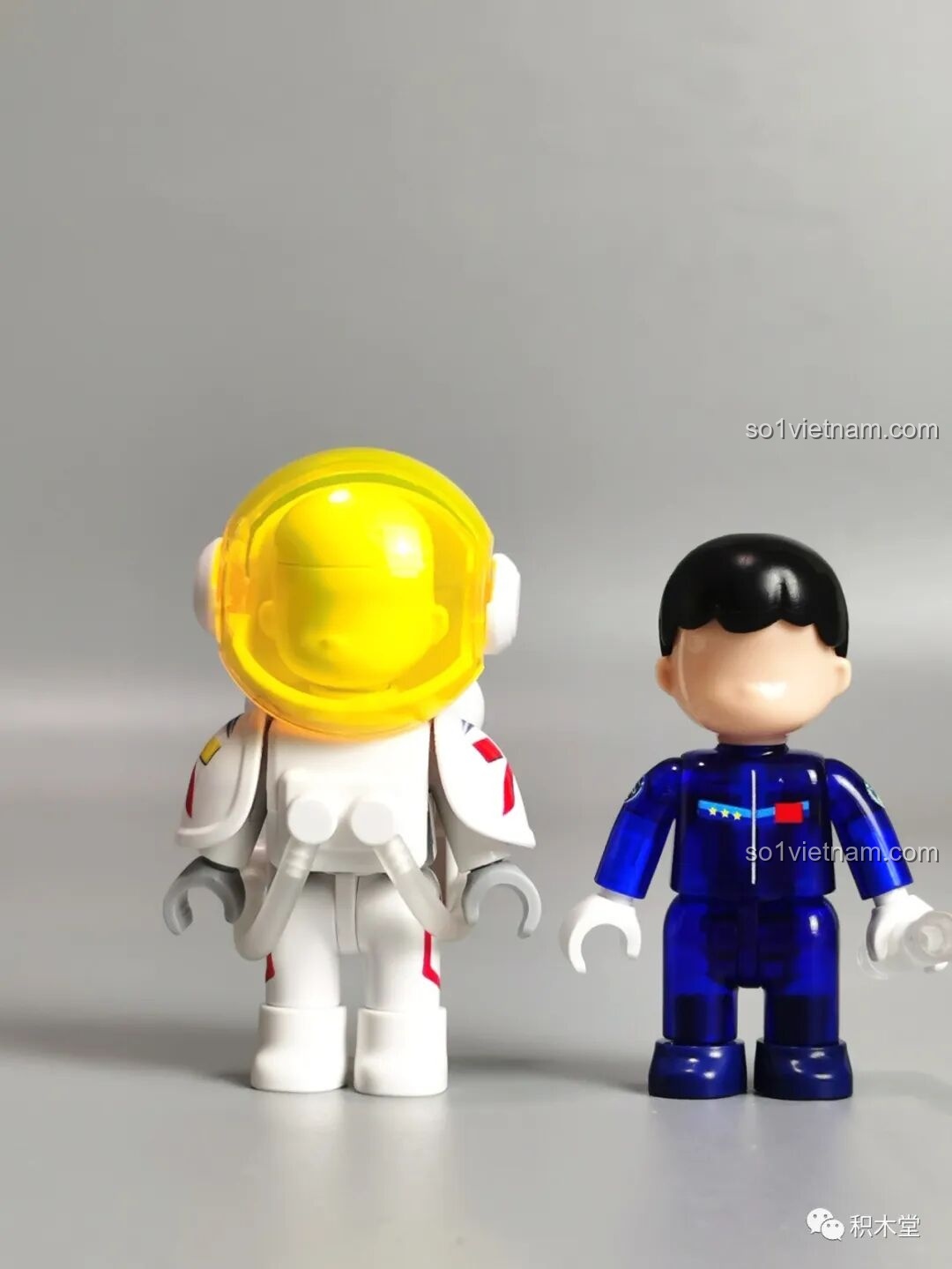 Cánh quạt thiên hà của BLOKEES 81102 có thể xoay và gấp