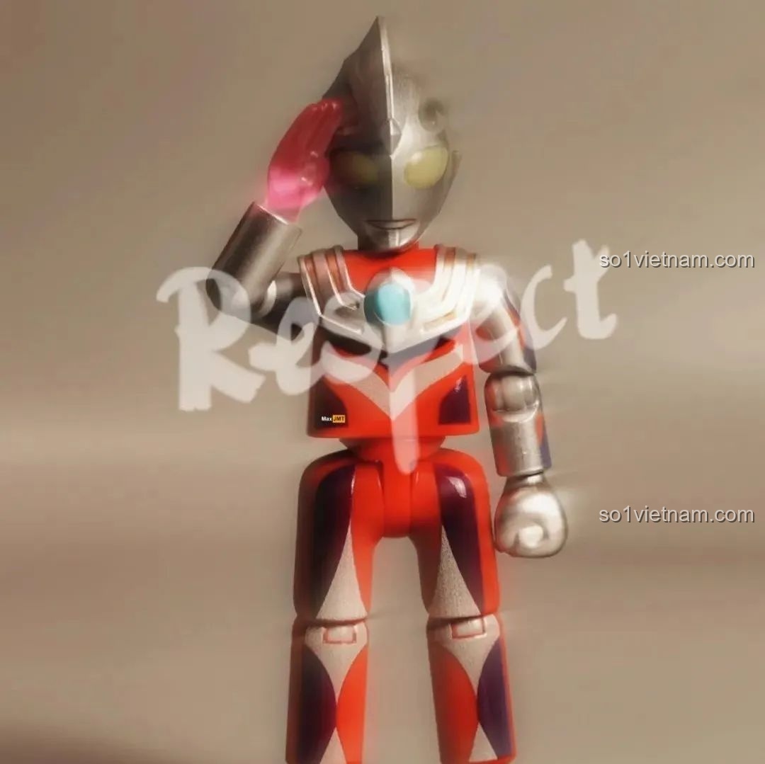 Mô hình BLOKEES 81102 hoàn thiện cùng với xe đồ chơi