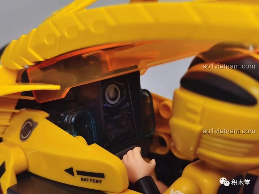 Tôn Ngộ Không Pháp Tướng tạo dáng