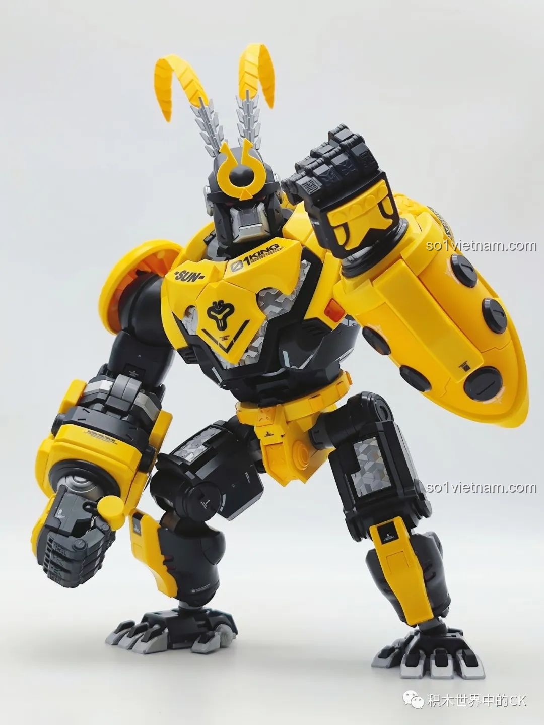 Cận cảnh chi tiết khớp chân của BLOKS HERO 85010