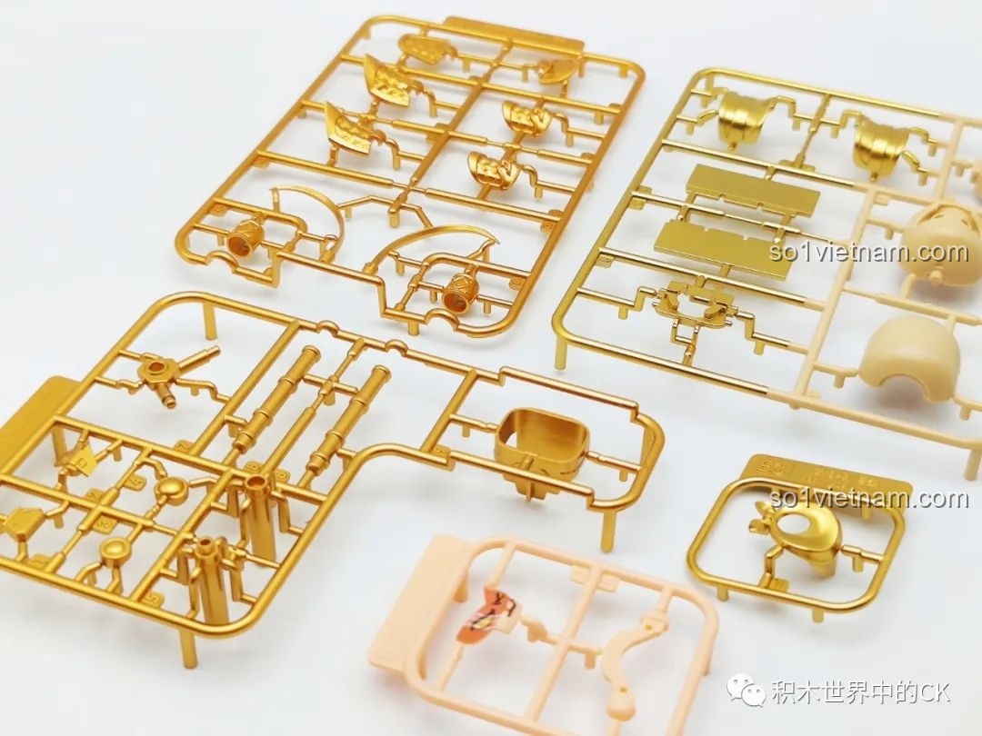 Mô hình BLOKS HERO 85010 Tôn Ngộ Không Cự Viên Giáp cầm vũ khí