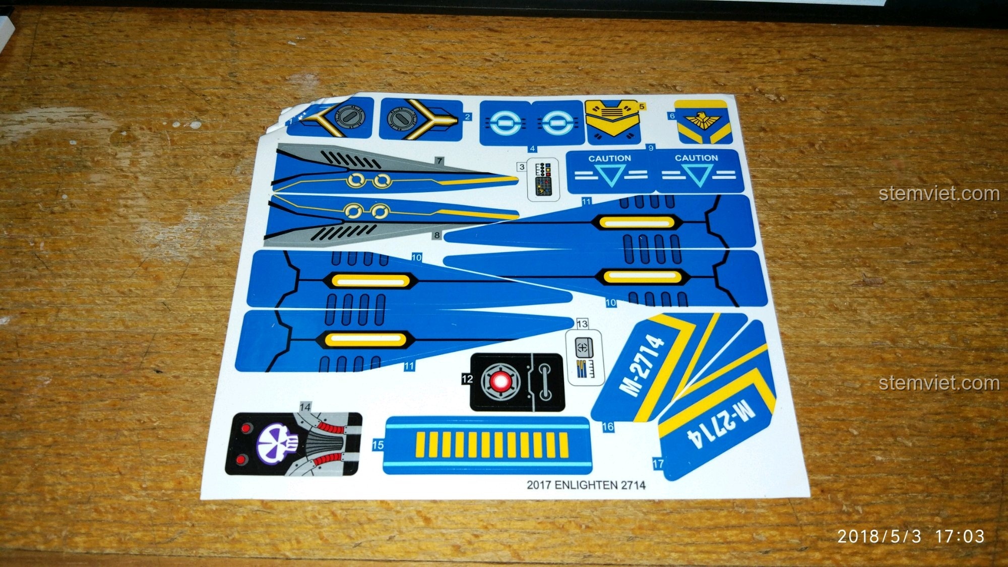 Tấm decal của bộ đồ chơi Enlighten 2714 Hoàng Ace Air Battle, bộ đồ chơi Máy bay quân sự 2716 giá tốt