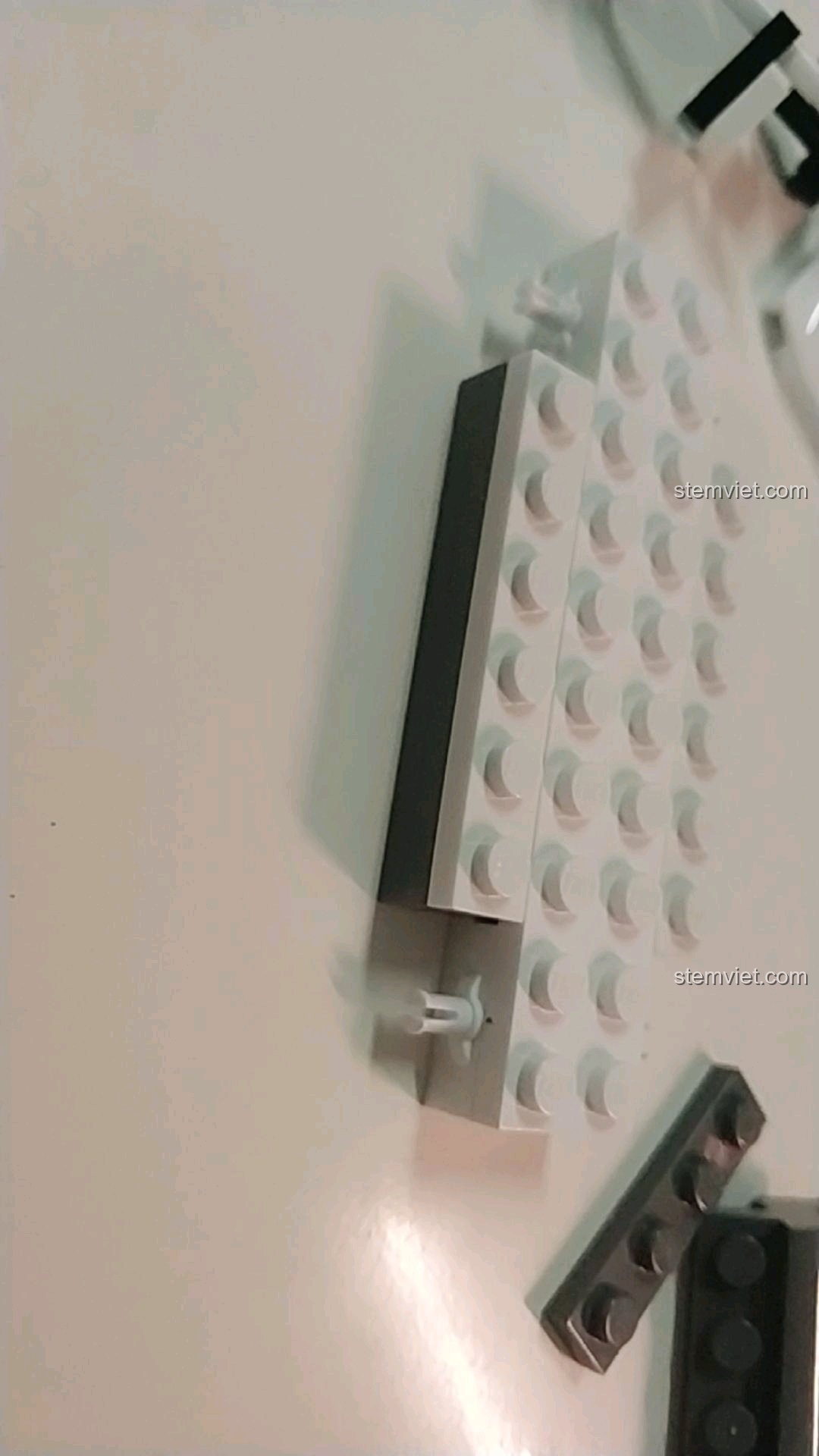 Khung gầm của Xe Cảnh Sát Đo Tốc Độ 125 đang dần hoàn thiện, các mảnh ghép khít nhau.