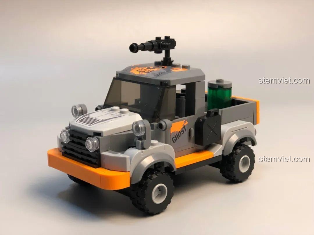 Toàn cảnh bộ GUDI 20107 với xe bọc thép, xe bán tải và căn cứ địch.