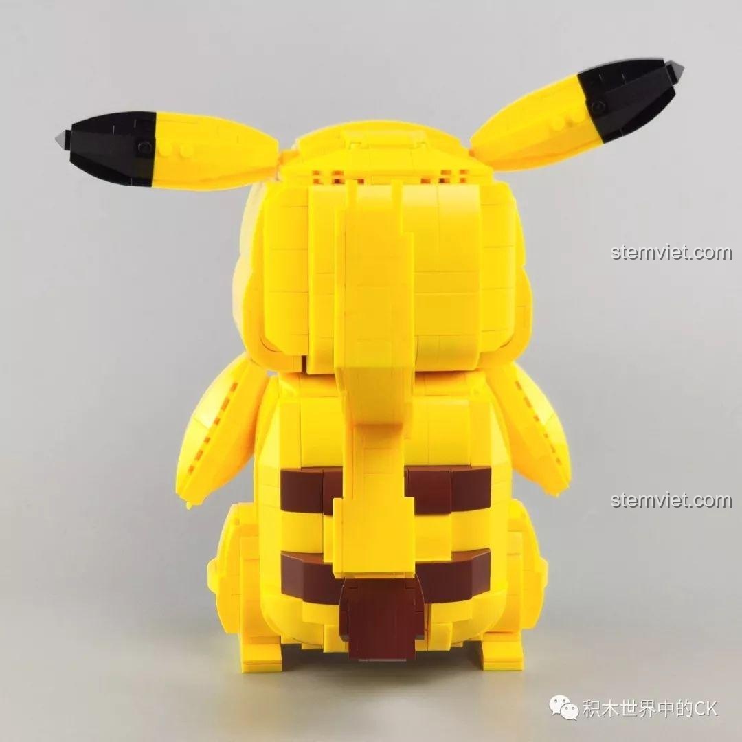 Chi tiết đuôi và chân của Pikachu Keeppley S0101