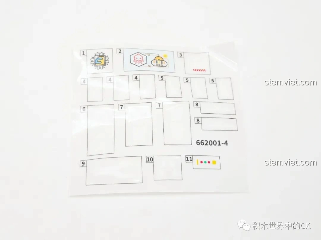 Toàn bộ 4 mô hình sinh vật biển sâu Cá Mập, Cua, Cá Đuối, Mực của bộ lắp ghép Zhe Gao 662001 đã hoàn thành và trưng bày cùng nhau.