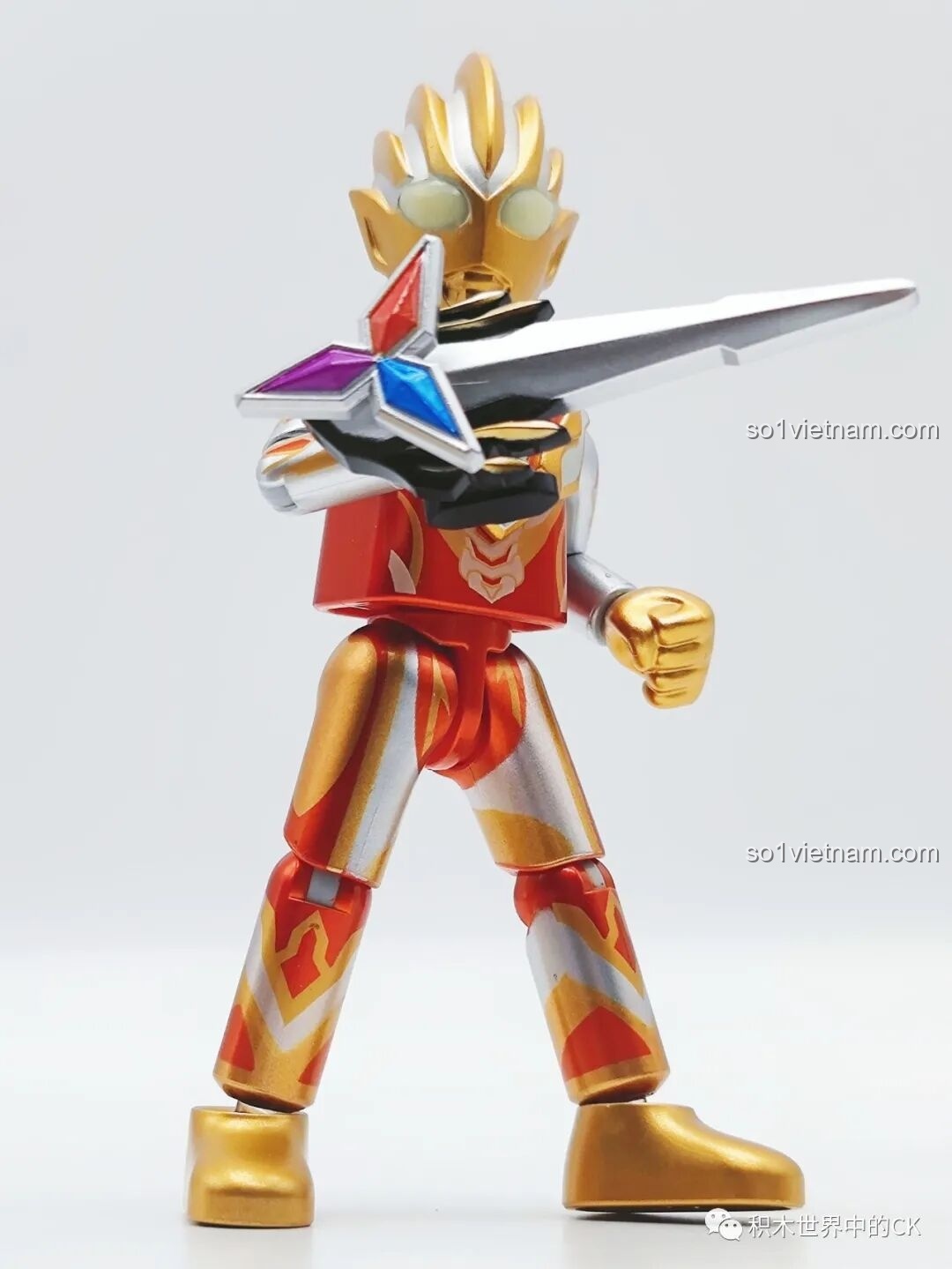 Các phụ kiện và tay thay thế của Ultraman Tiga