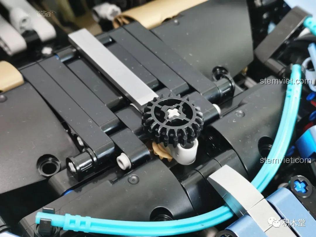 Bugatti Divo Taigaole T5004 đặt trong hộp