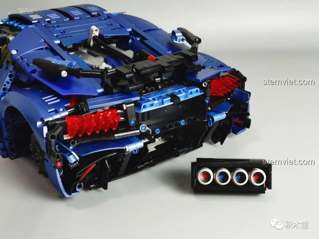 Bugatti Divo Taigaole T5004 đặt trong hộp