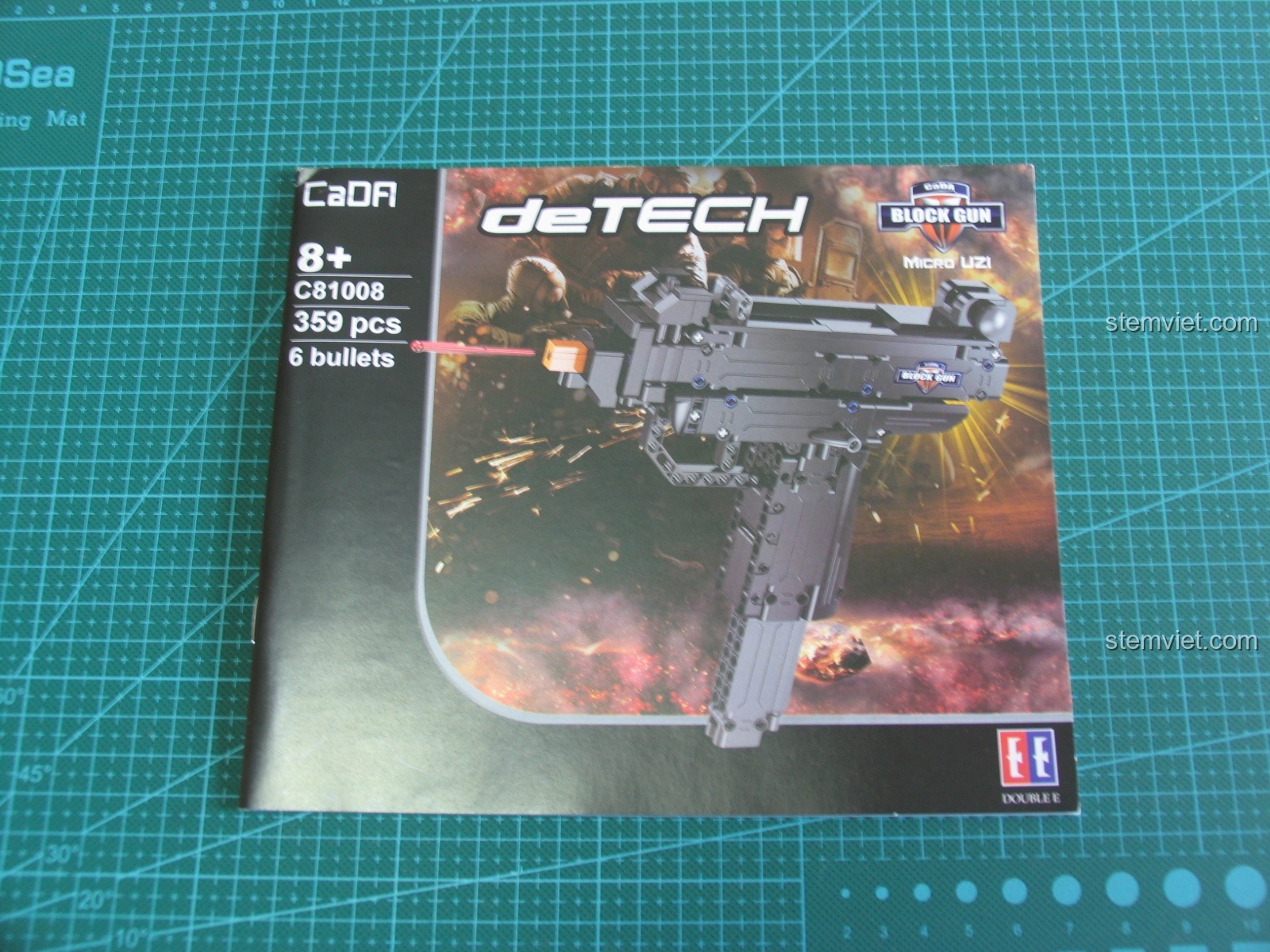 Sách hướng dẫn lắp ráp của bộ CaDA C81008 UZI Mini.