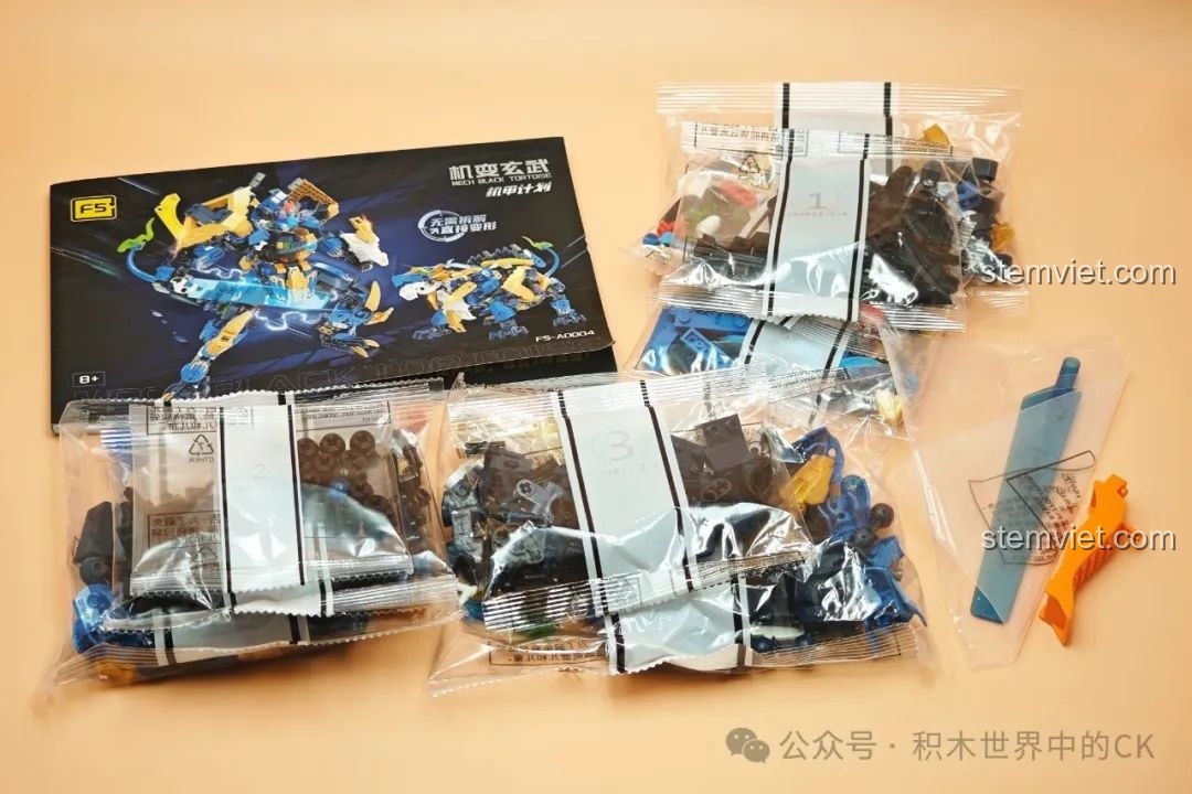 Bộ lắp ráp Mecha Huyền Vũ F5-A0004 với các túi chi tiết được đánh số và sách hướng dẫn đi kèm.