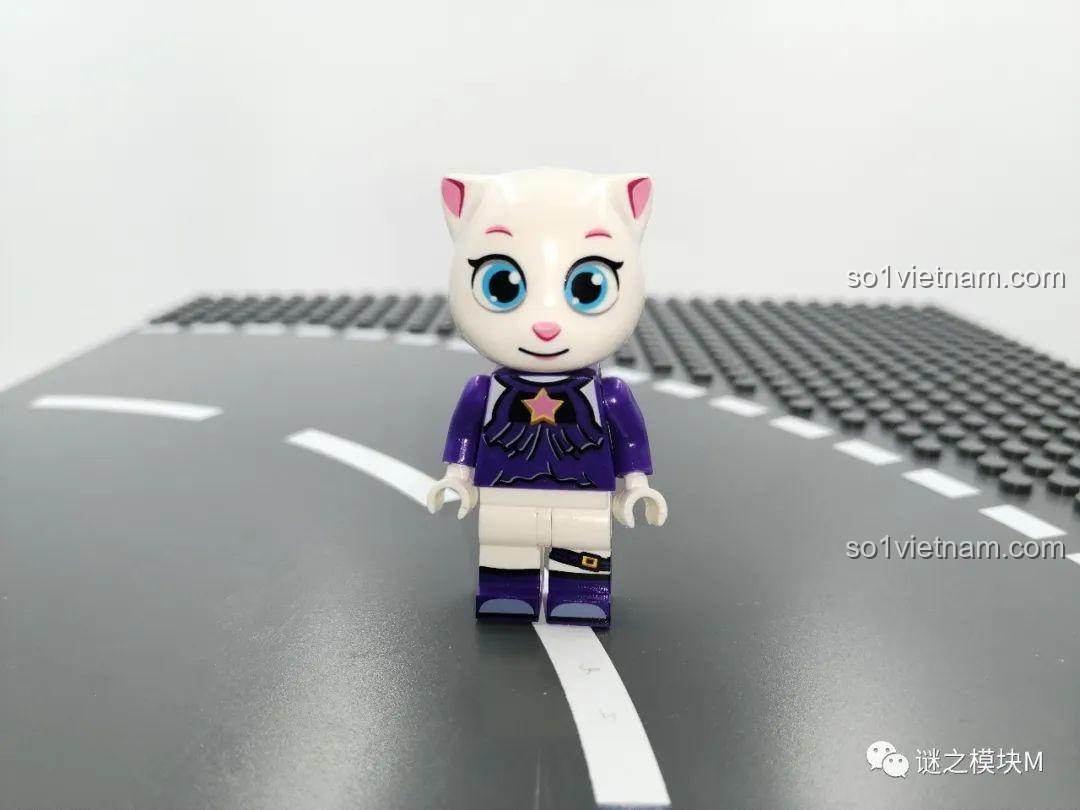 Nhân vật Angela phòng tắm trong bộ lắp ráp Gia đình Talking Tom 99004