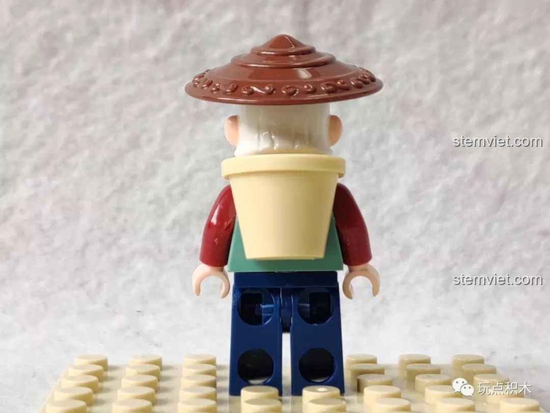 Bộ lắp ráp Hồ Lô Huynh Đệ Enlighten 2504 Thất Oa Trừ Yêu đã hoàn thành, cùng minifigure Thất Oa và Chuột Tinh.