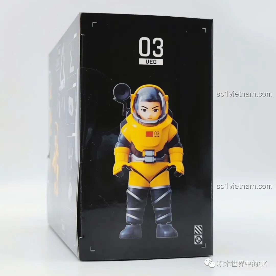 Cận cảnh hộp bộ lắp ráp Lưu Lạc Địa Cầu 2 Thợ Lặn & Benben, tập trung vào nhân vật Thợ lặn