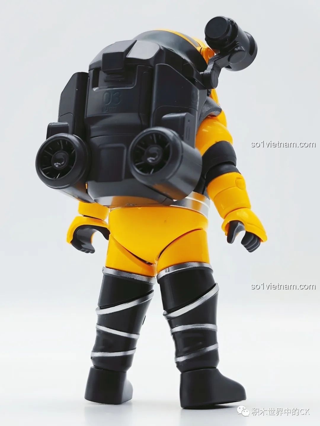 Nhân vật Thợ lặn đã hoàn thiện từ bộ lắp ráp Lưu Lạc Địa Cầu 2