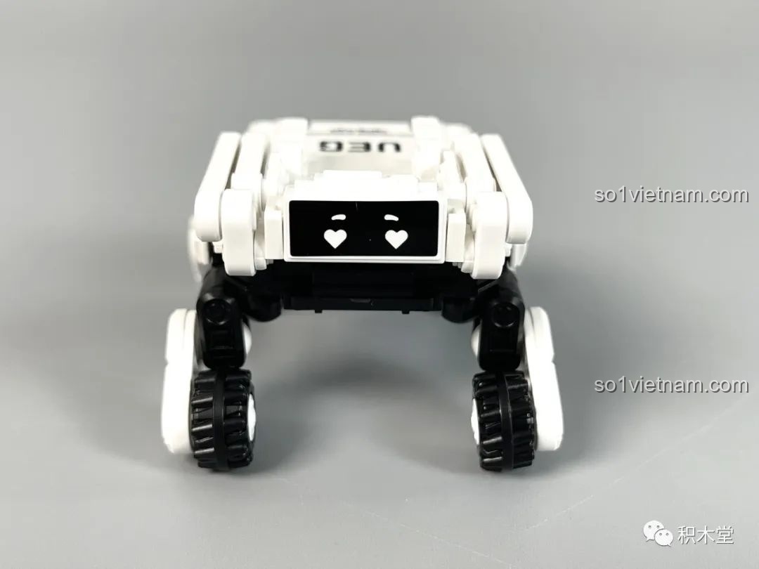 Robot Bôn Bôn với bánh xe linh hoạt từ bộ布鲁可 Lưu Lạc Địa Cầu 2