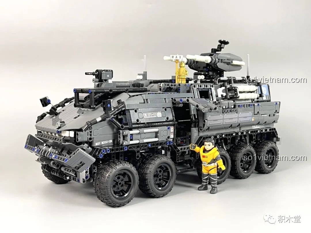 Chi tiết trang trí trên mô hình MMU từ bộ布鲁可 Lưu Lạc Địa Cầu 2