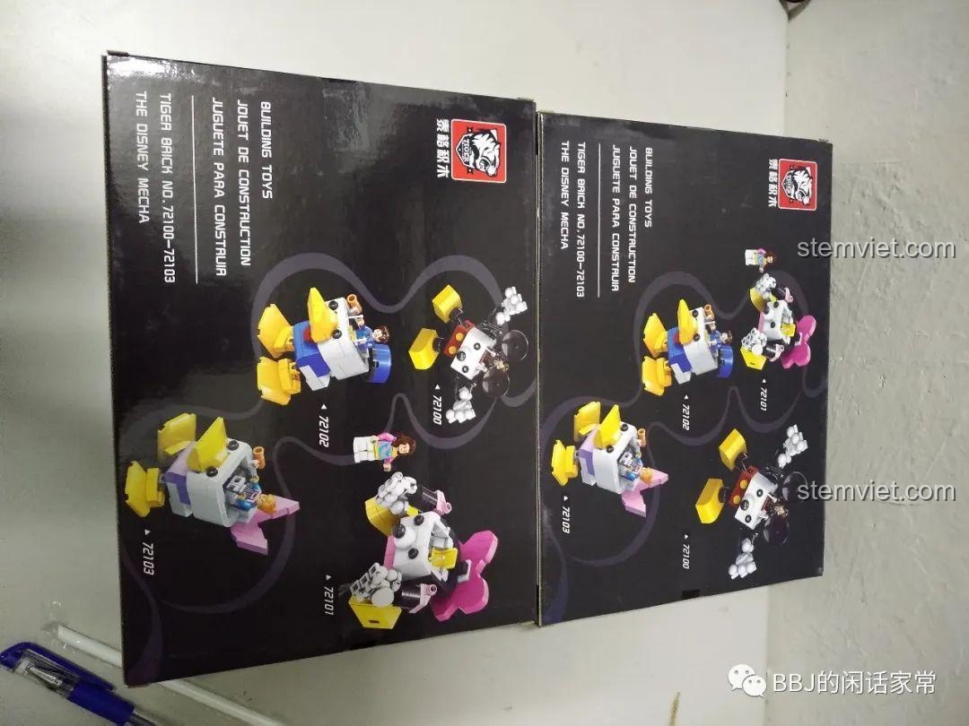 Mặt sau hộp Tégu Brick 72100 Mickey Mecha với các phiên bản lắp ráp khác