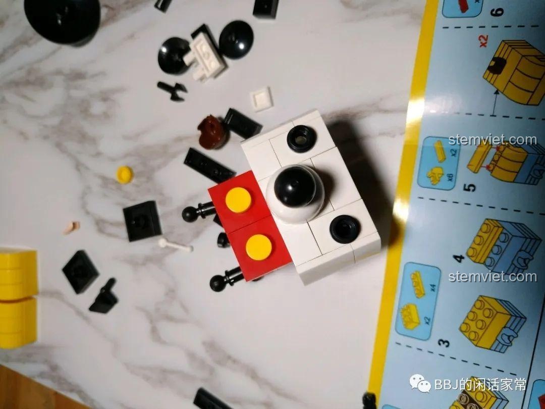 Chi tiết tai Mickey Mecha với trục chữ thập của Tégu Brick 72100