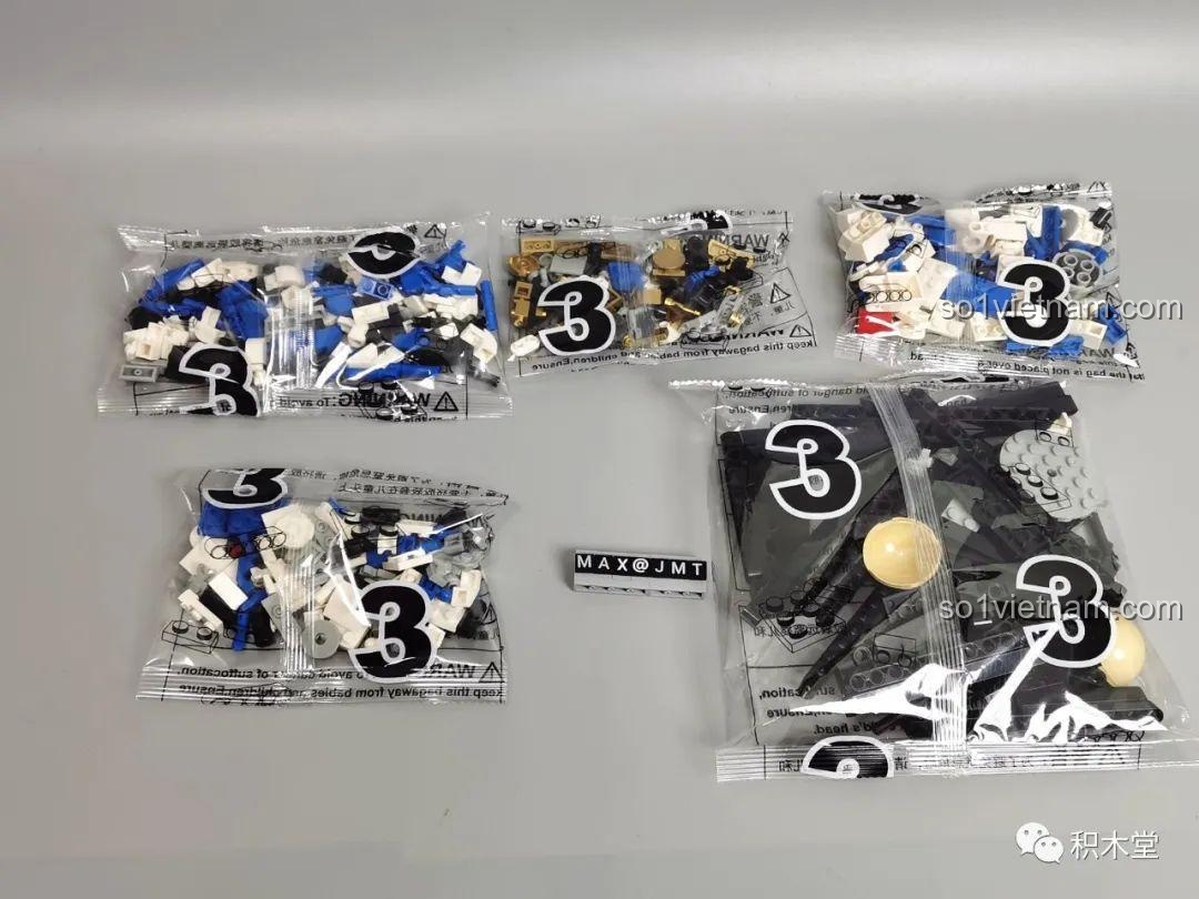 Các gói chi tiết bên trong hộp bộ lắp ráp phi hành gia ZMS T2037, đánh số 2.