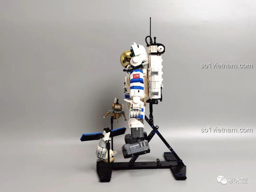 Phần giá đỡ đã hoàn thiện cho bộ lắp ráp phi hành gia ZMS T2037.
