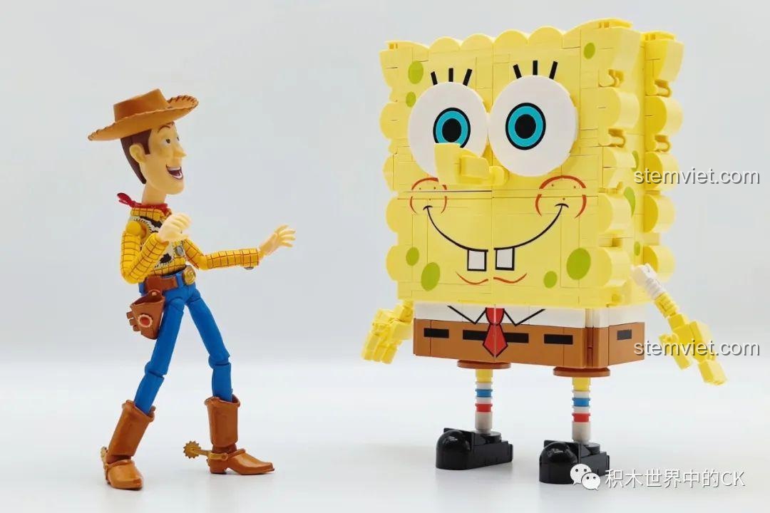 Mô hình Spongebob lắp ráp SEMBO 612203 với các chi tiết bên trong