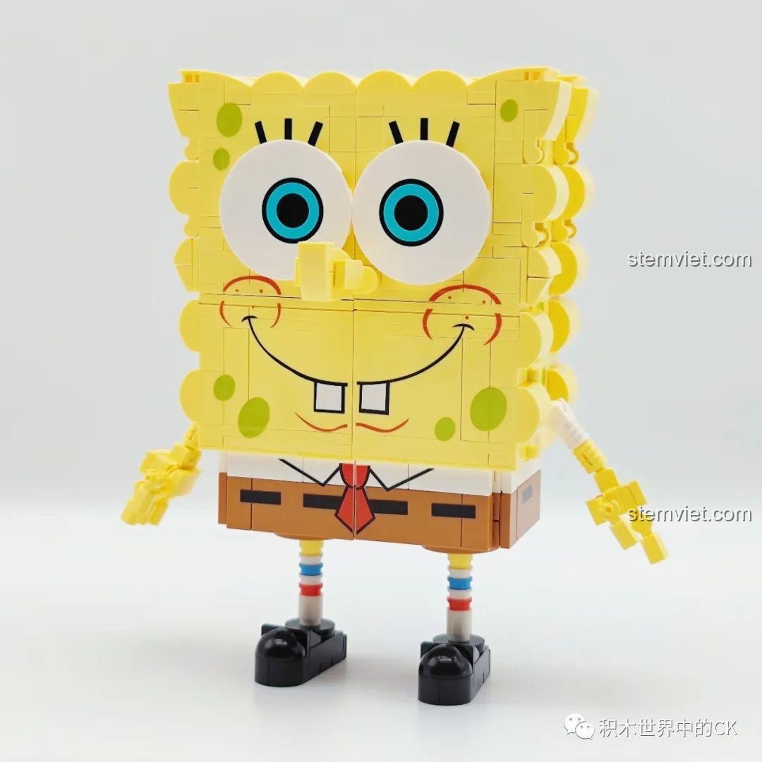 Mô hình SEMBO Spongebob Squarepants 612203 hoàn chỉnh, nhìn từ phía trước